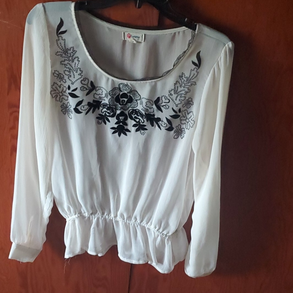 Long sleeved blouse